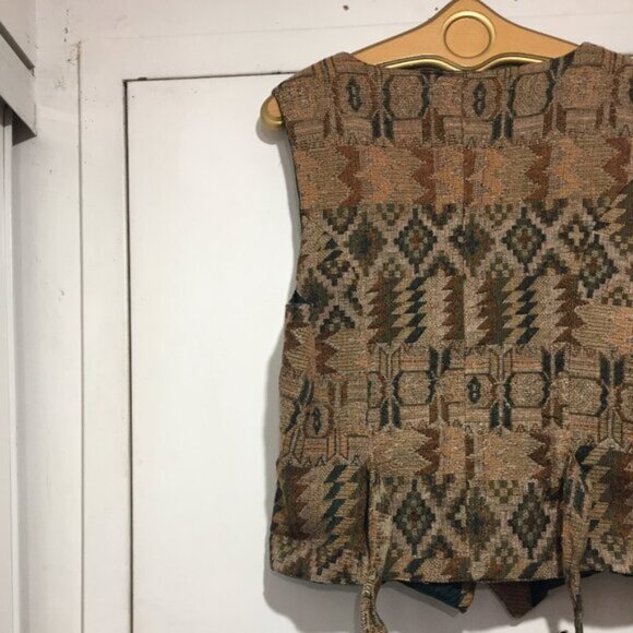 VINTAGE PRINCIPLES PRINT VESTS SIZE L - Picture 6 of 7